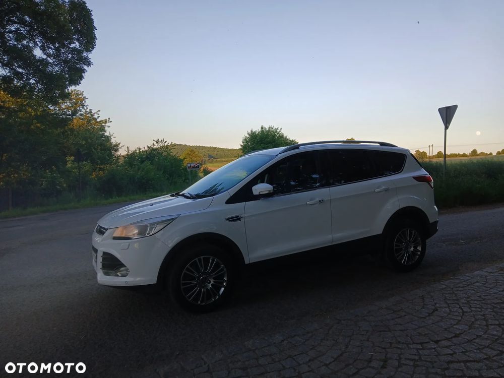 Ford Kuga 2.0 TDCi 4x4 Titanium - 5