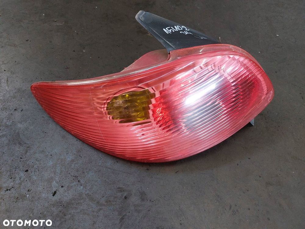 LAMPA LEWY TYŁ + PRAWY TYŁ PEUGEOT 206 I LIFT HB 5D - 14
