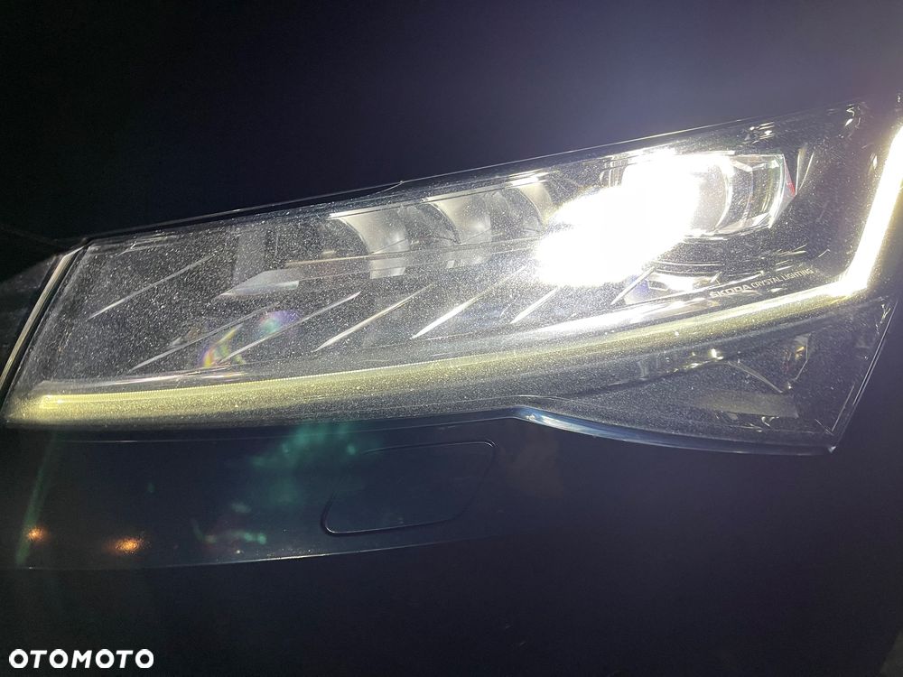 Skoda Superb 2.0 TDI SCR Ambition DSG - 20