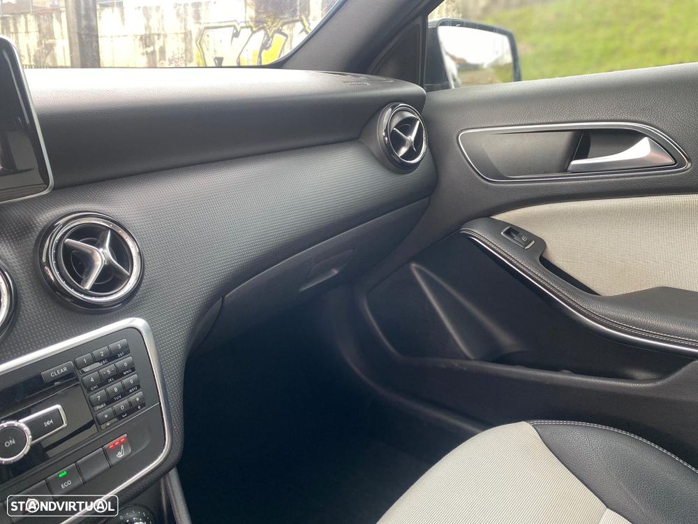 Mercedes-Benz A 180 CDI AMG Line - 15