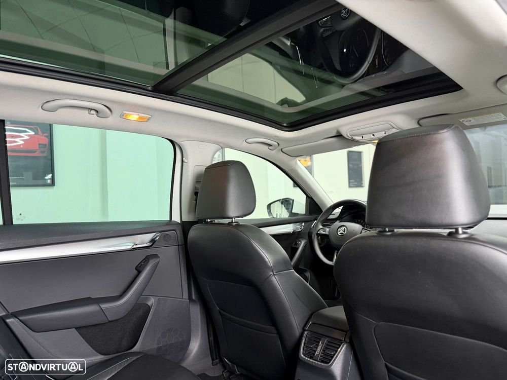 Skoda Octavia Break 1.6 TDi Sportline Pack DSG - 20