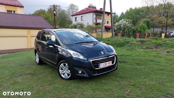 Peugeot 5008 HDI 115 Allure