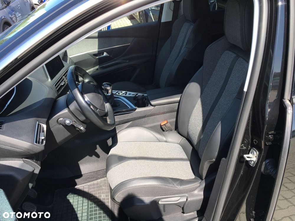 Peugeot 3008 1.5 BlueHDi Active S&S - 14