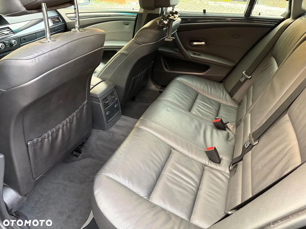 BMW Seria 5 520i Edition Exclusive - 15