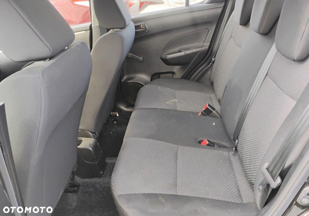 Suzuki Swift - 10