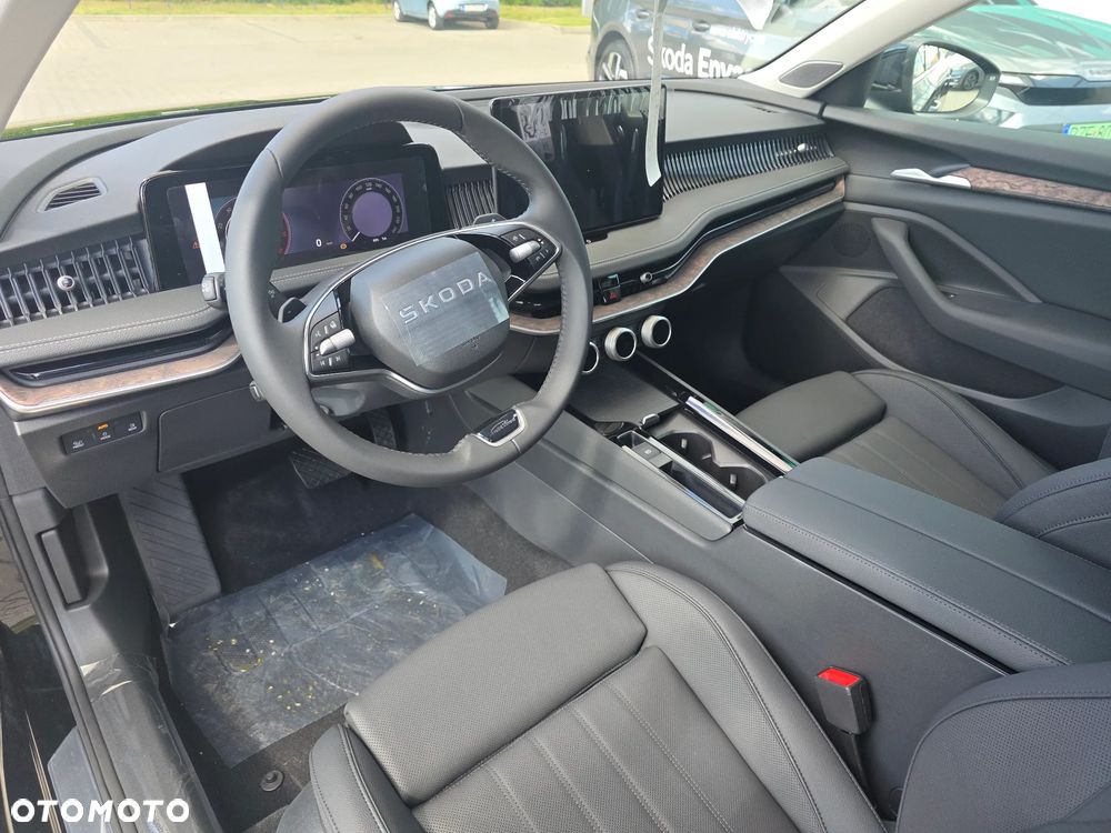 Skoda Superb 2.0 TDI SCR 4x4 L&K DSG - 8