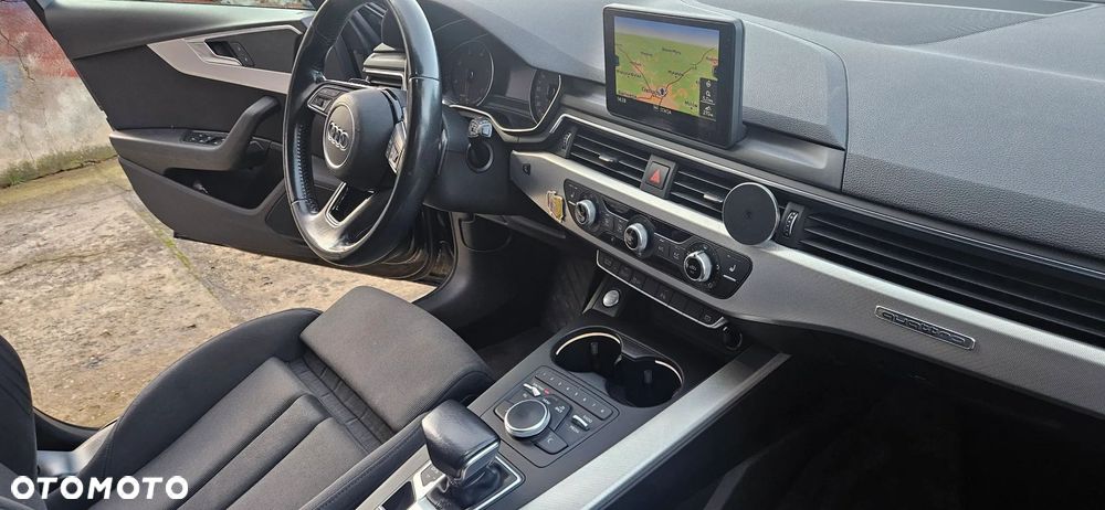 Audi A4 Avant 2.0 TDI S tronic quattro sport - 20