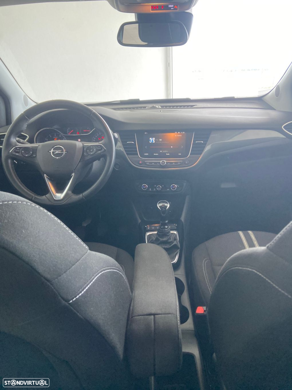 Opel Crossland 1.2 T Design & Tech - 5