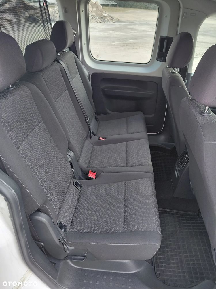 Volkswagen Caddy 2.0 TDI Comfortline - 9