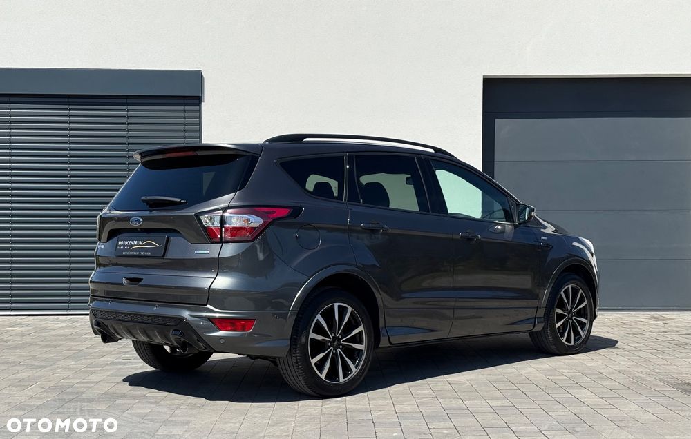 Ford Kuga 1.5 EcoBoost 2x4 ST-Line - 5