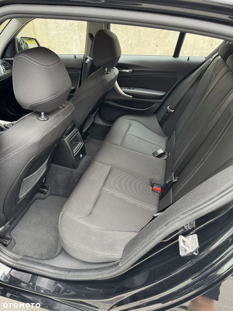 BMW Seria 1 116i - 10