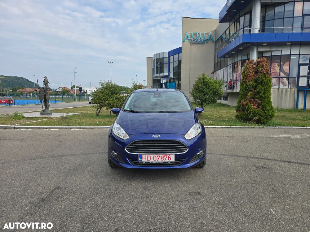 Ford Fiesta - 2
