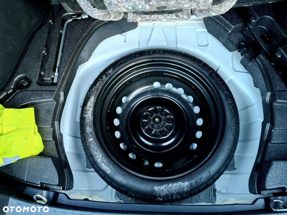 Toyota Prius 1.8 Hybrid Executive - 12