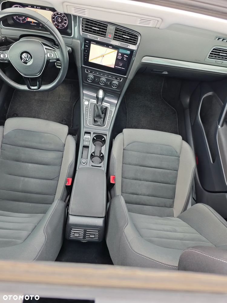 Volkswagen Golf - 7