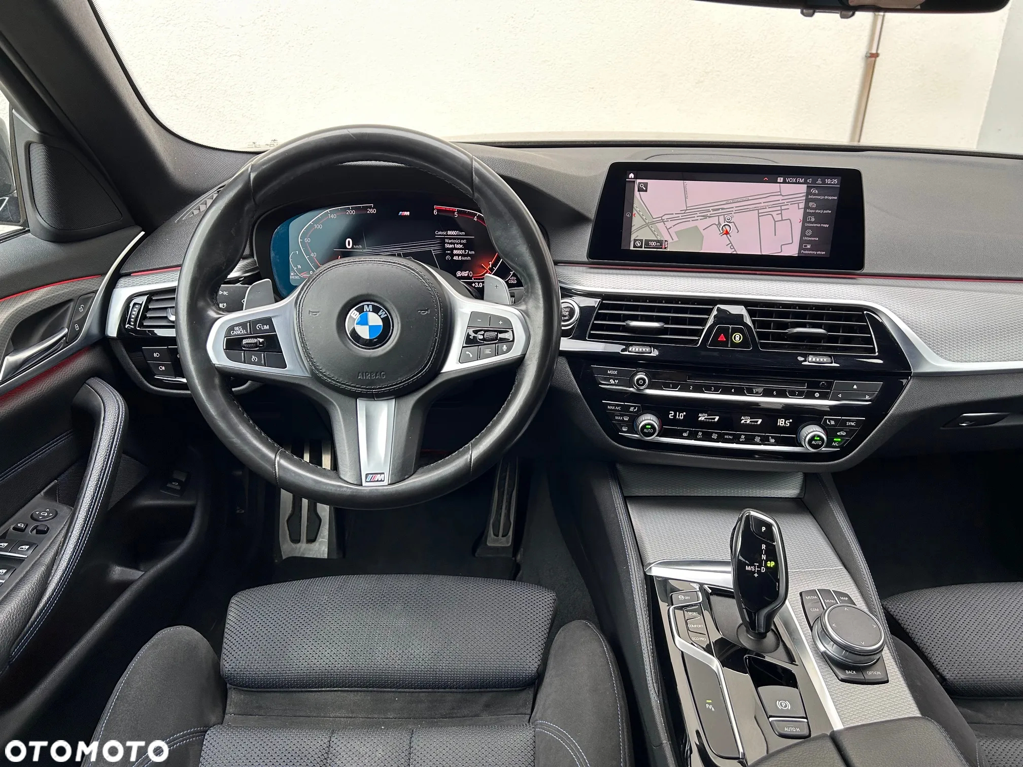 BMW Seria 5 520d xDrive M Sport sport - 8
