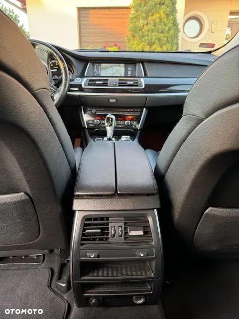 BMW Seria 5 530d - 14