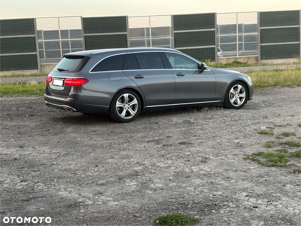 Mercedes-Benz Klasa E 400 4Matic 9G-TRONIC Avantgarde - 5