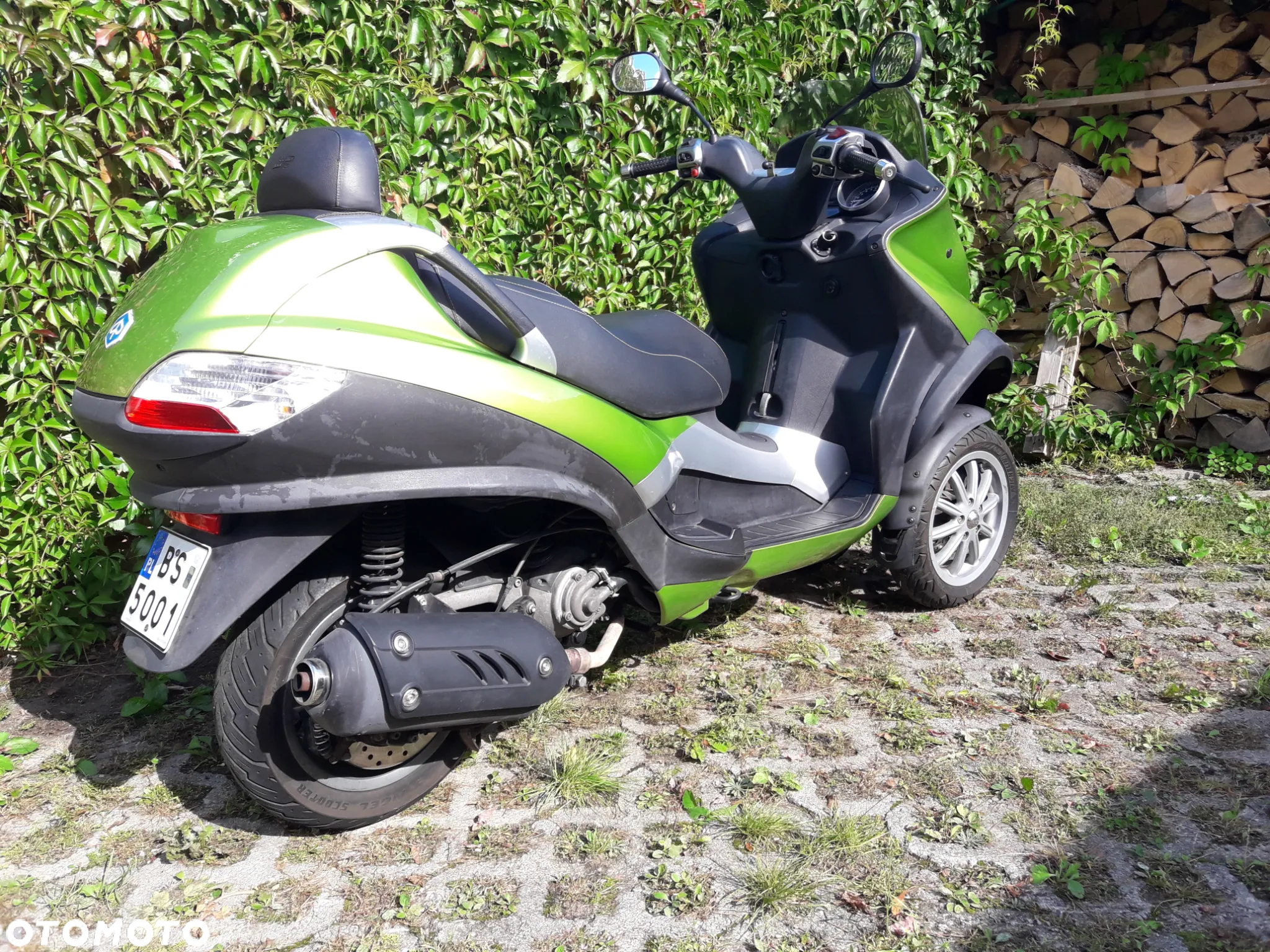 Piaggio MP-3 - 9