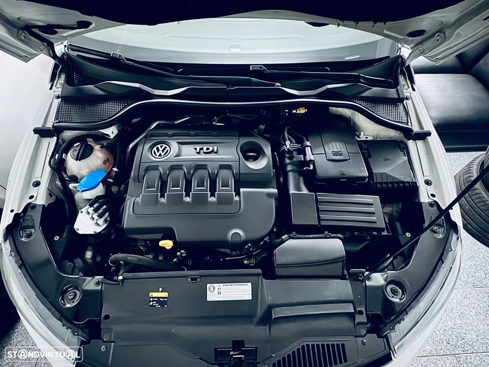 VW Scirocco 2.0 TDI (Blue Motion Technologie) DSG - 15