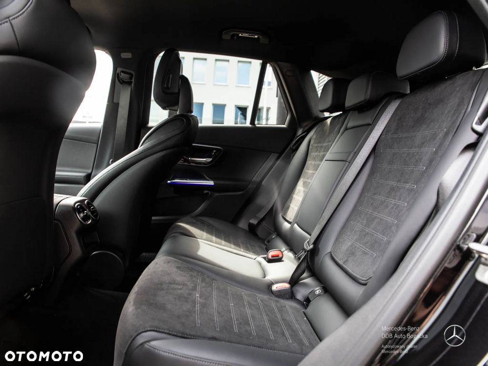 Mercedes-Benz GLC 300 mHEV 4-Matic AMG Line - 12