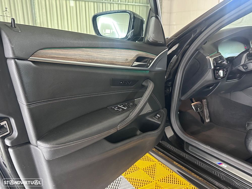 BMW 530 d Pack M Auto - 9