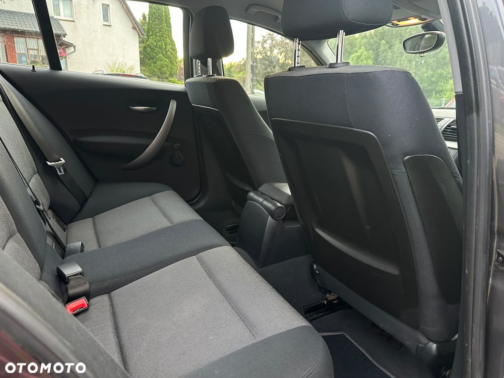 BMW Seria 1 - 27