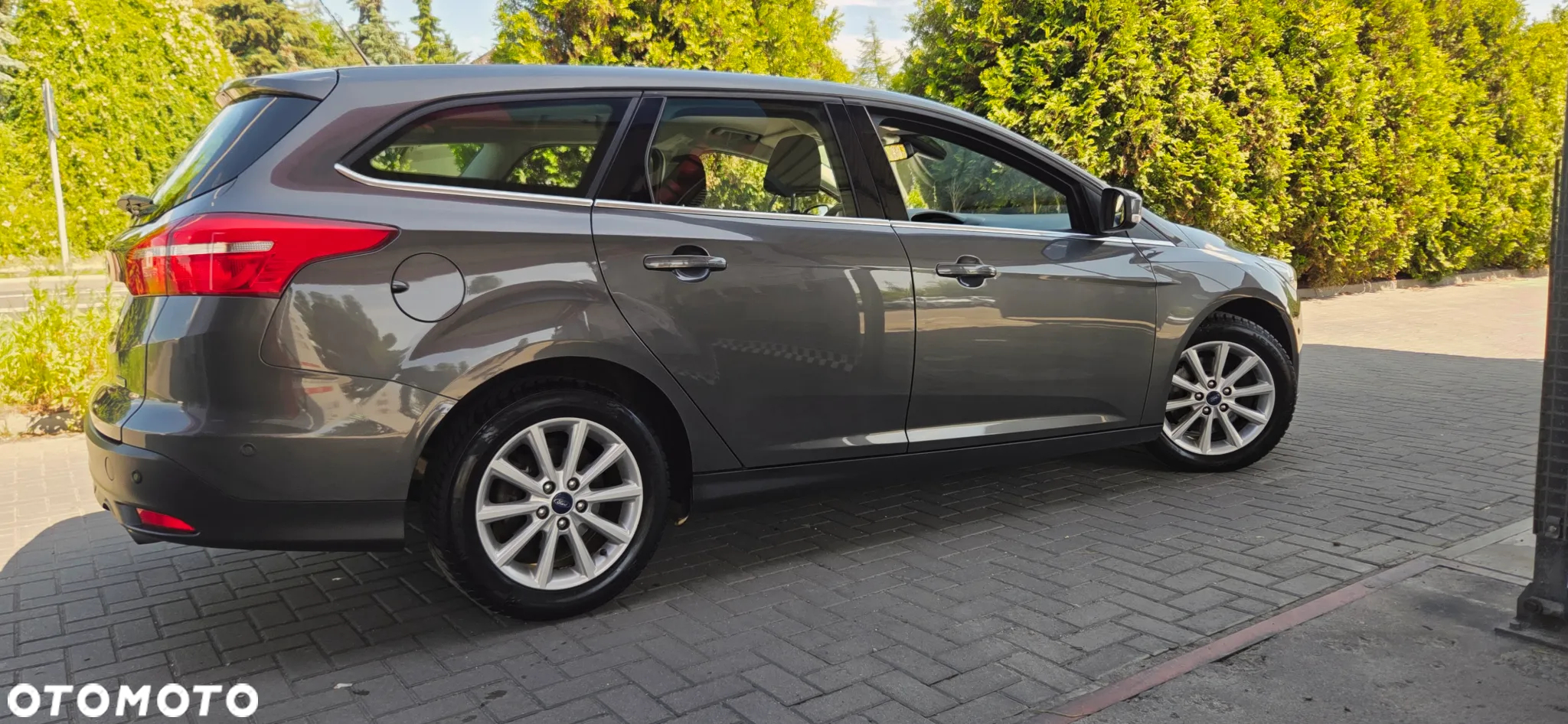 Ford Focus Turnier 1.6 EcoBoost Start-Stopp-System Titanium - 14