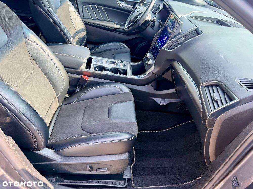 Ford Edge - 38