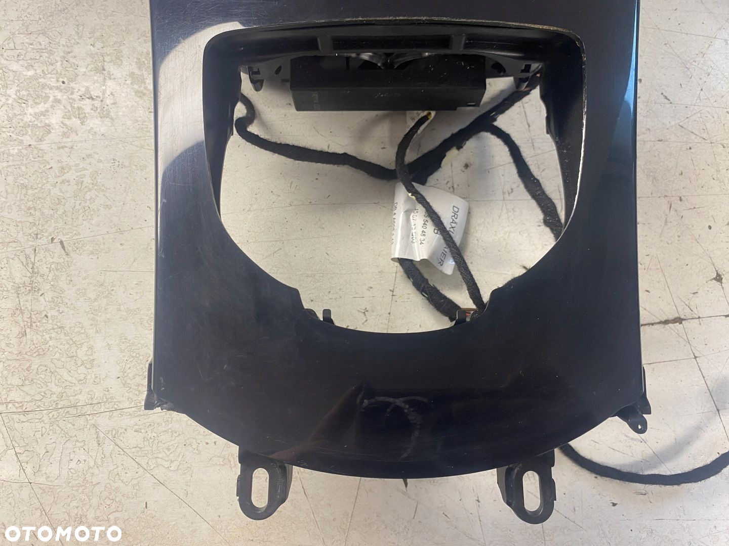 MERCEDES W205 PANEL ŚRODKOWY A2056800210 - 2