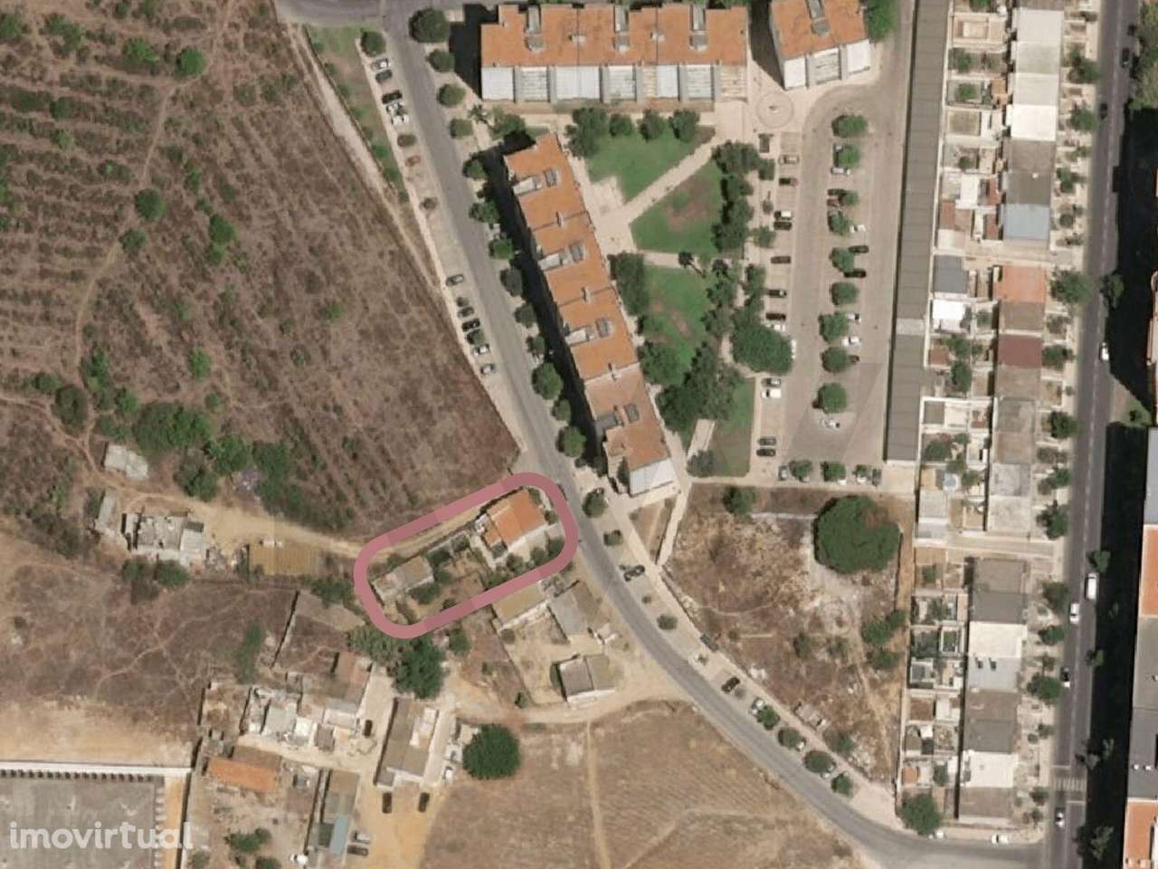 Terreno Urbano 750 m2 com Projeto Aprovado no PDM | Lejana de Cima, Fa - Grande imagem: 3/16