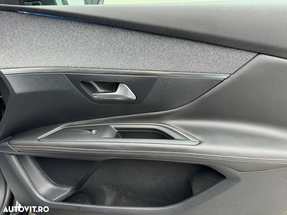 Peugeot 3008 1.2 PureTech Turbo S&S GT-Line - 34