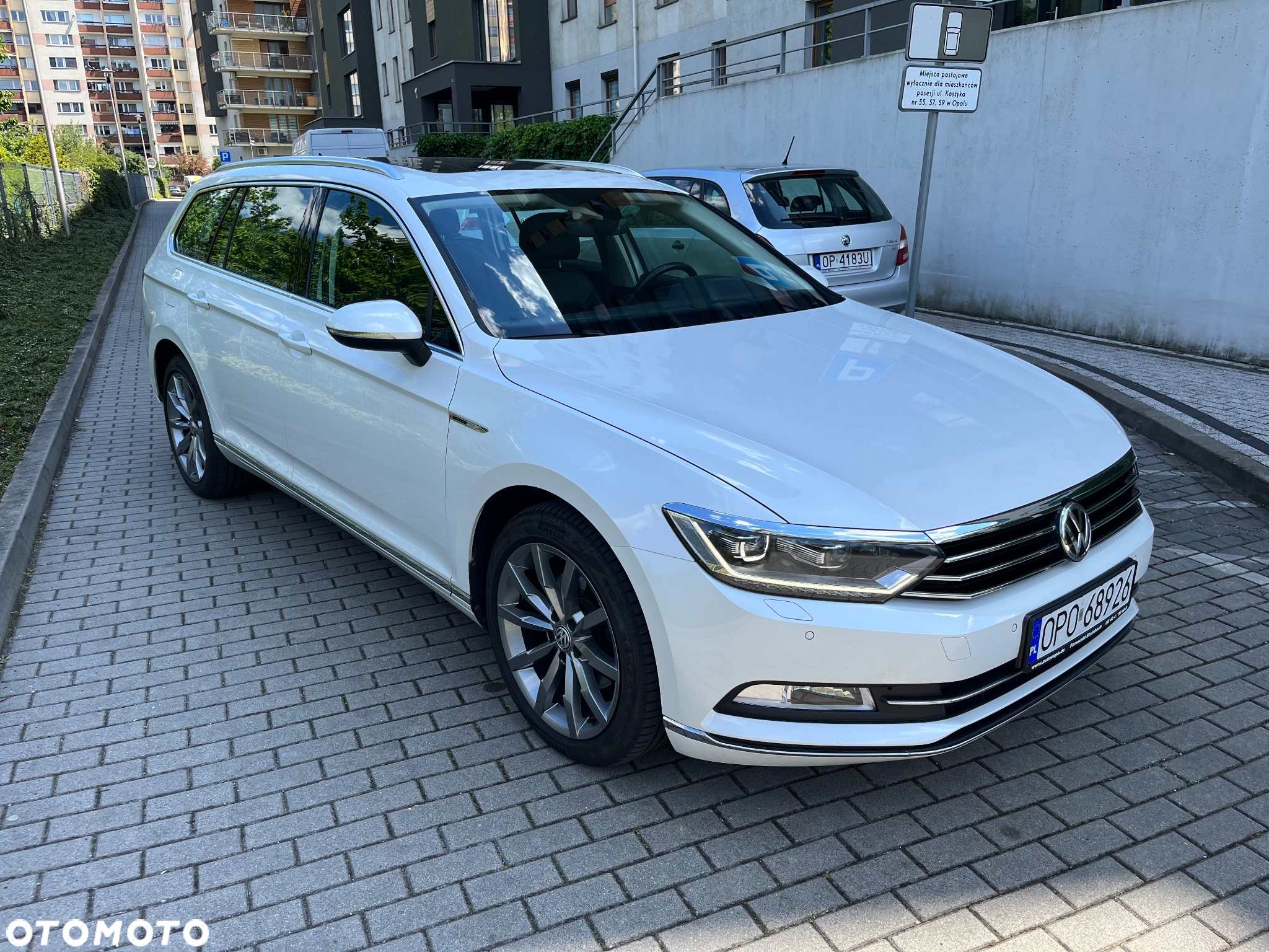 Volkswagen Passat 2.0 TDI BMT 4Mot Highline DSG - 2