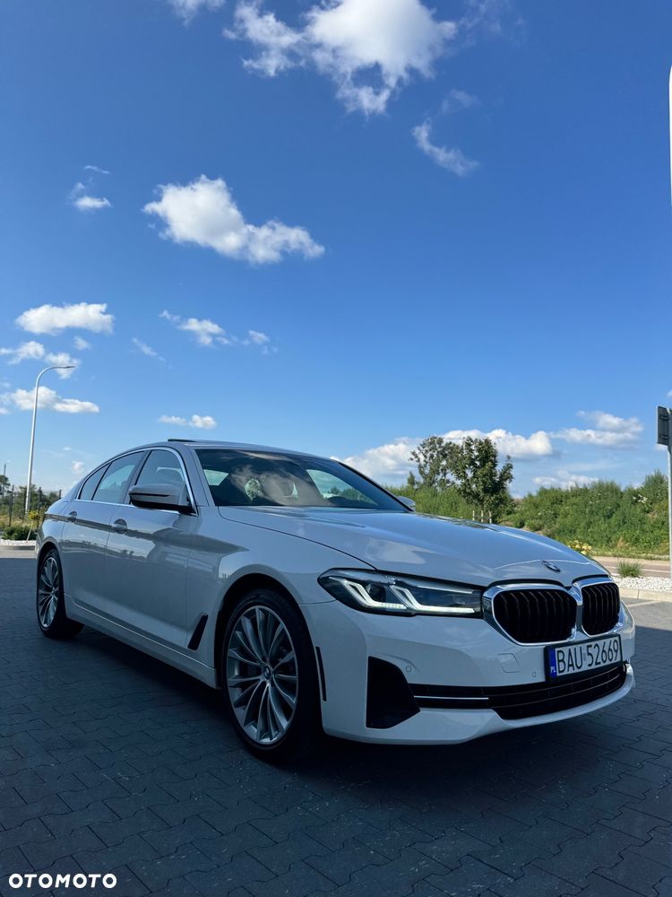 BMW Seria 5 530i xDrive GPF Sport Line sport - 5