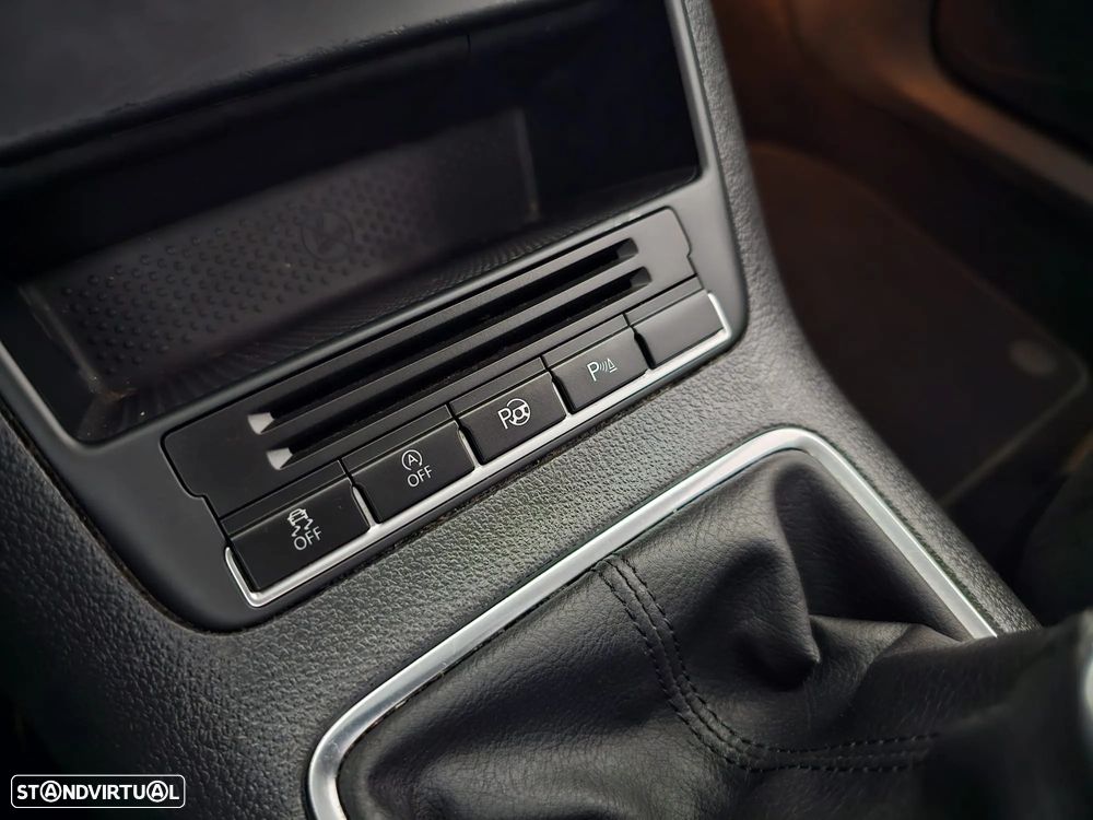 VW Tiguan 2.0 TDi Sport BlueMotion - 7