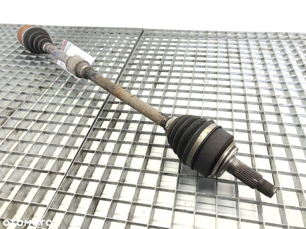 PÓŁOŚ PRAWY PRZÓD  HONDA CIVIC IX (FK) 2012 - 2022 1.4 i-VTEC (FK1) 73 kW [99 KM] benzyna 2012 - - 3