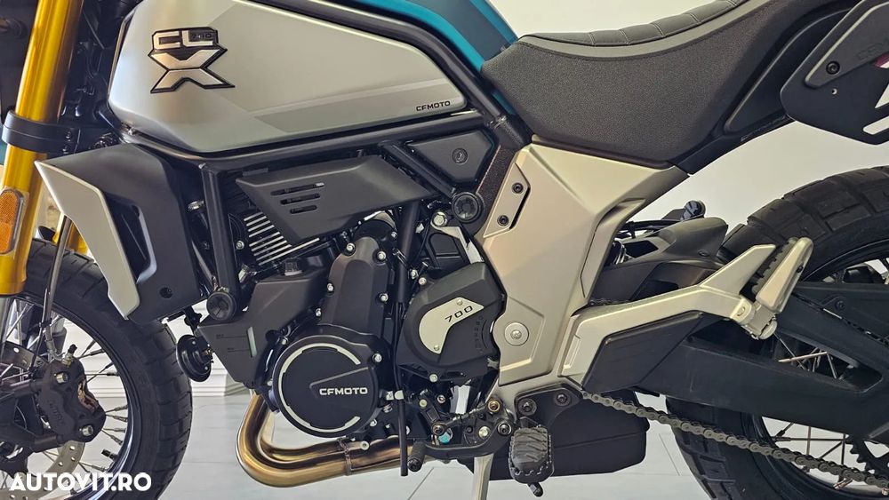 CF Moto 700CL-X Heritage - 5