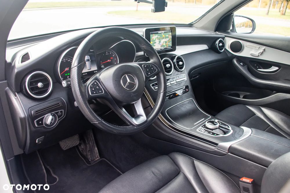 Mercedes-Benz GLC - 7