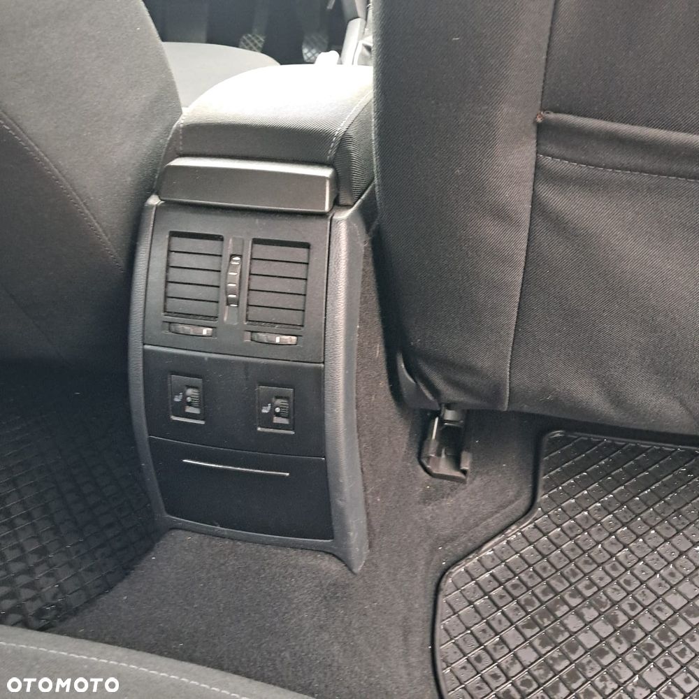 Skoda Octavia 2.0 TDI Ambiente - 16