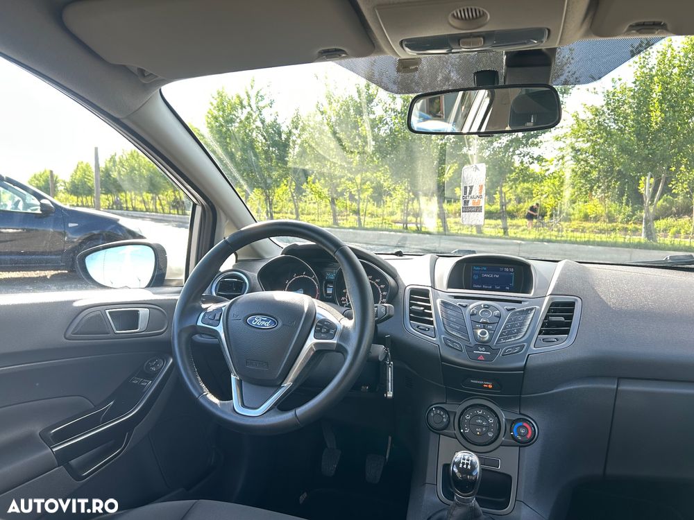 Ford Fiesta - 11