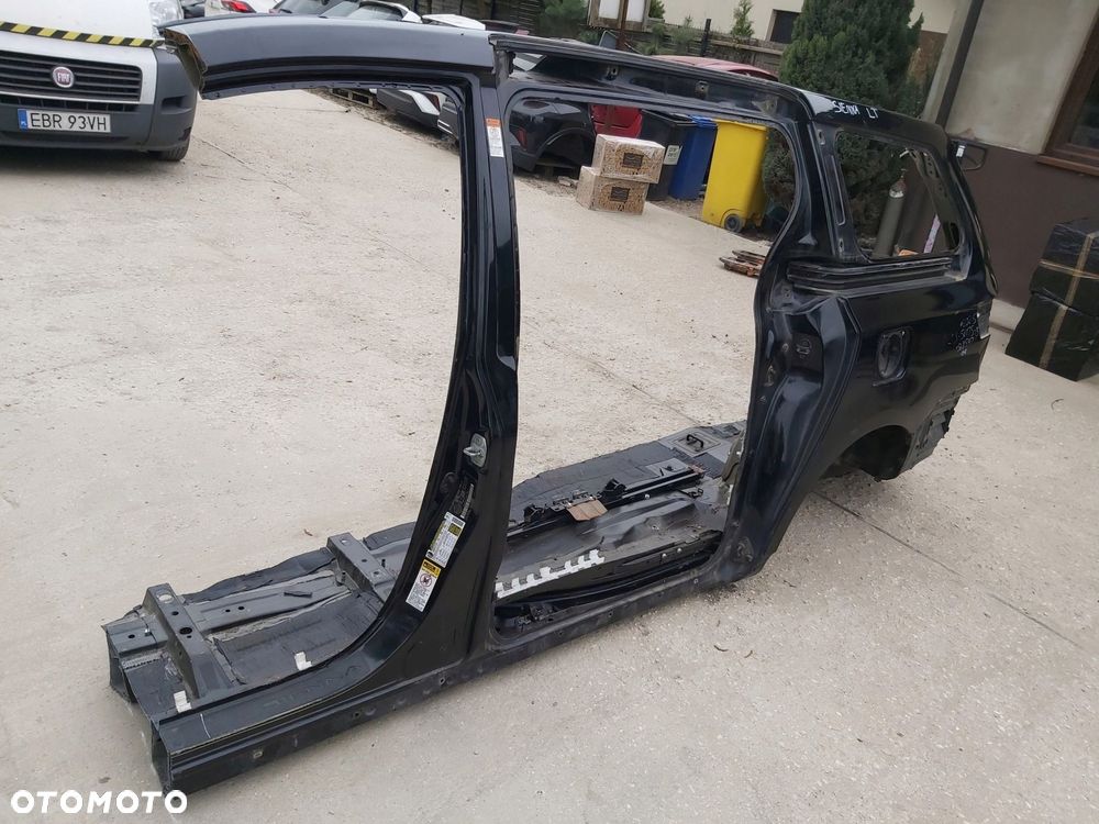 TOYOTA SIENNA ćwiartka lewy tył błotnik lewy tył próg słupek bok - 4