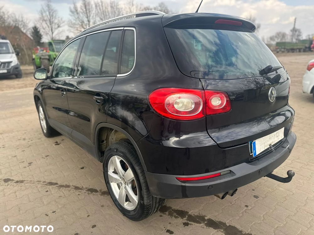 Volkswagen Tiguan - 10