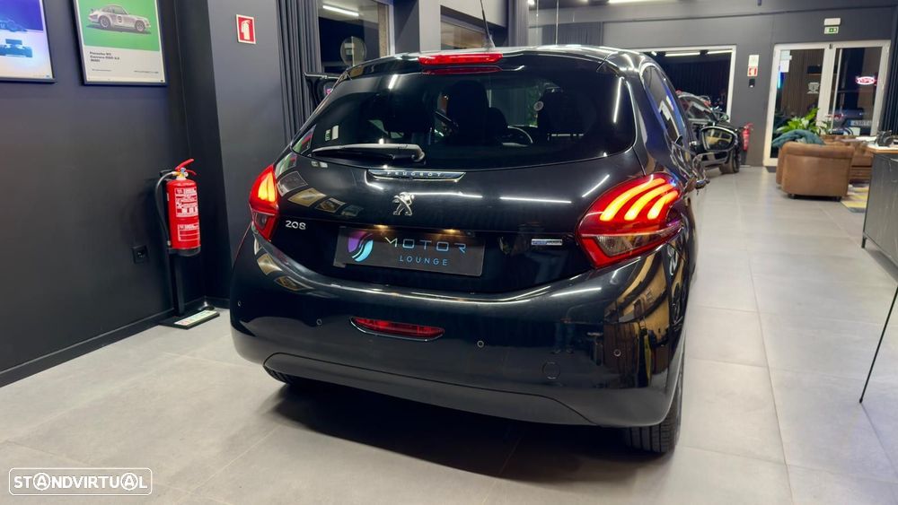 Peugeot 208 1.2 VTi SE Style - 2