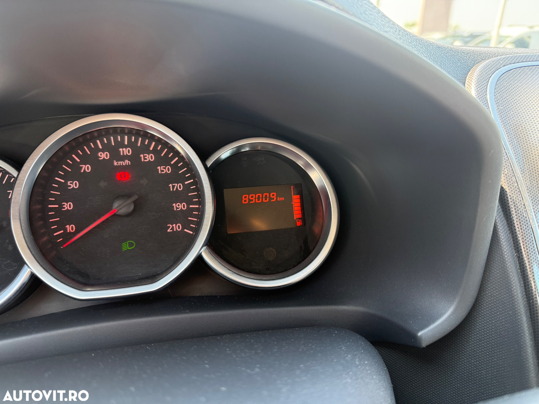 Dacia Logan Stepway TCe 100 GPL - 10