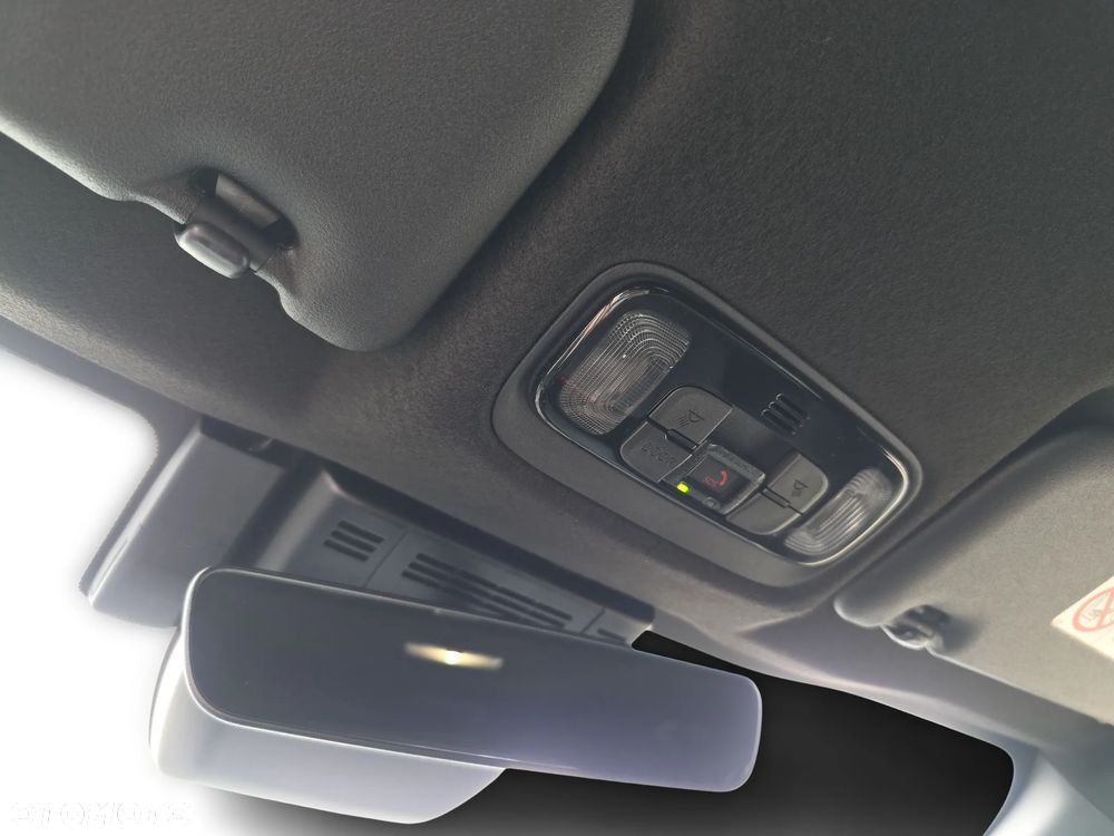 Toyota Yaris Cross - 24