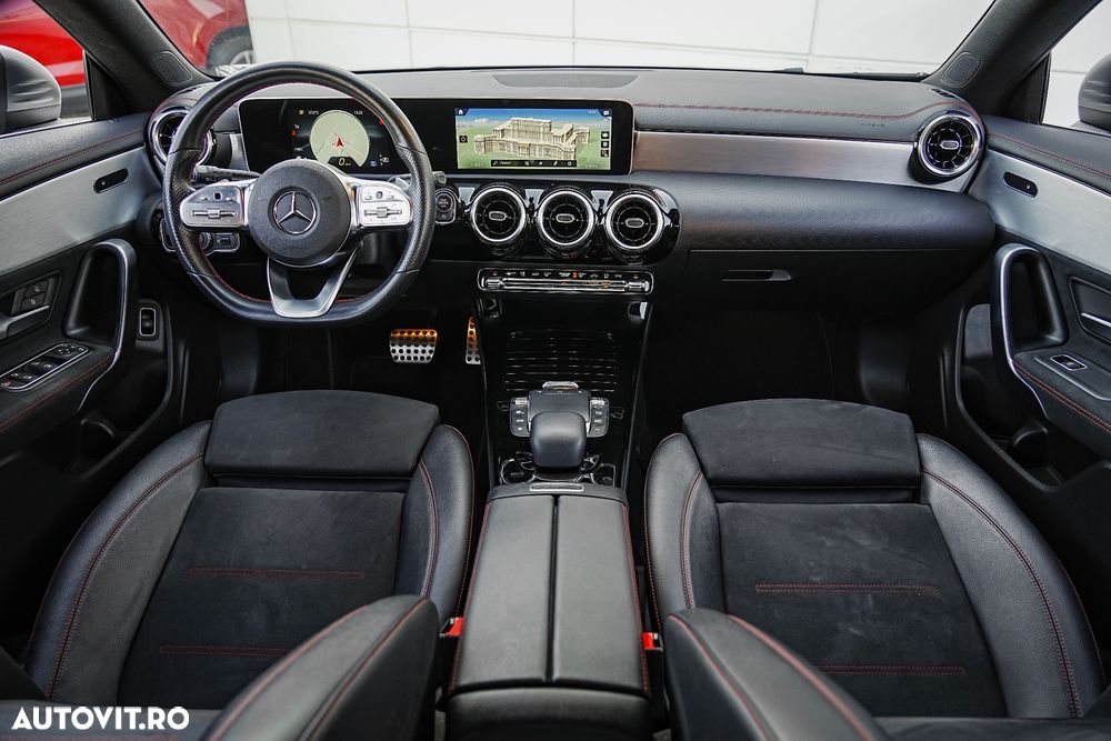 Mercedes-Benz CLA 180 7G-DCT AMG Line - 11