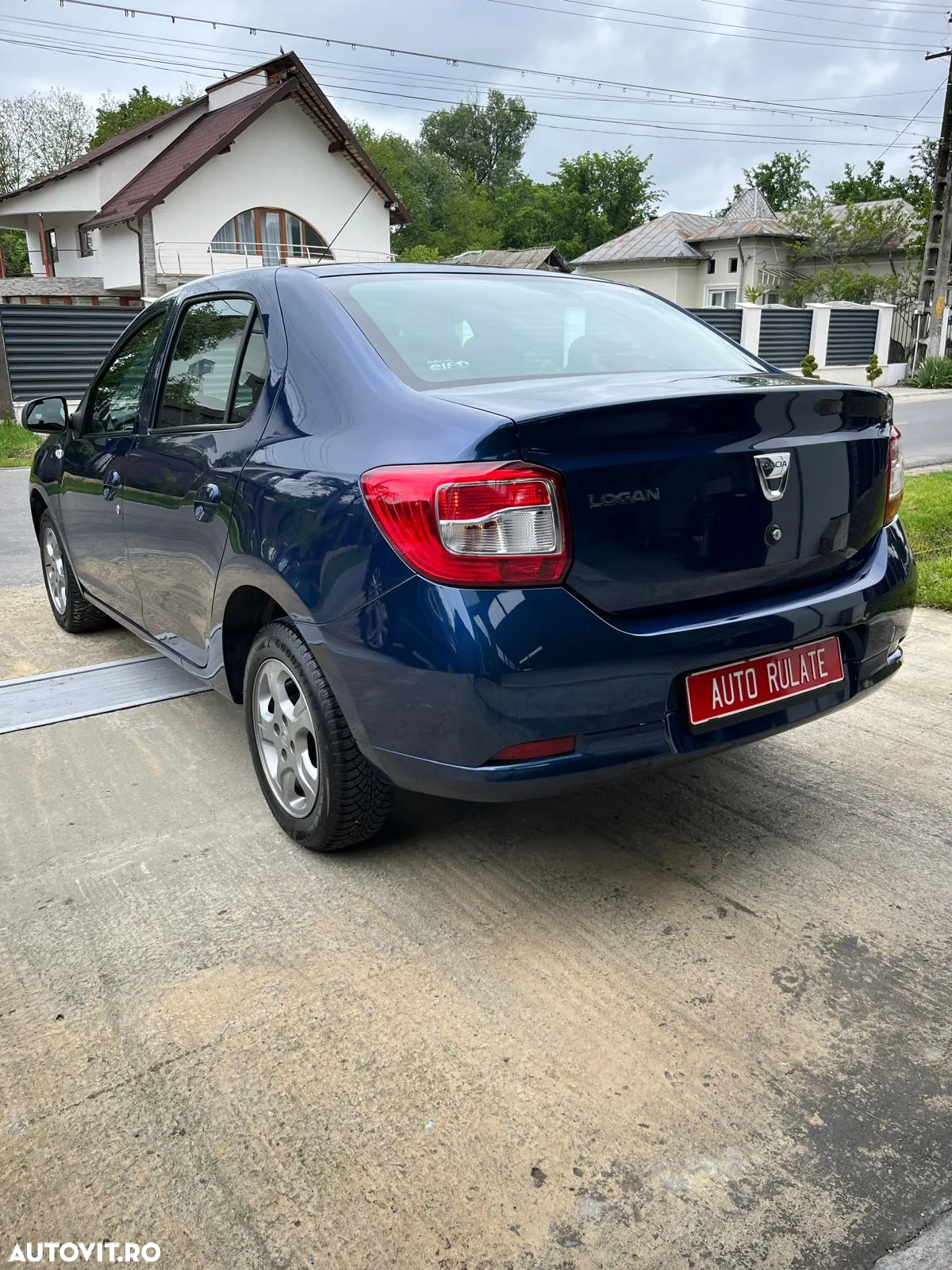 Dacia Logan - 3