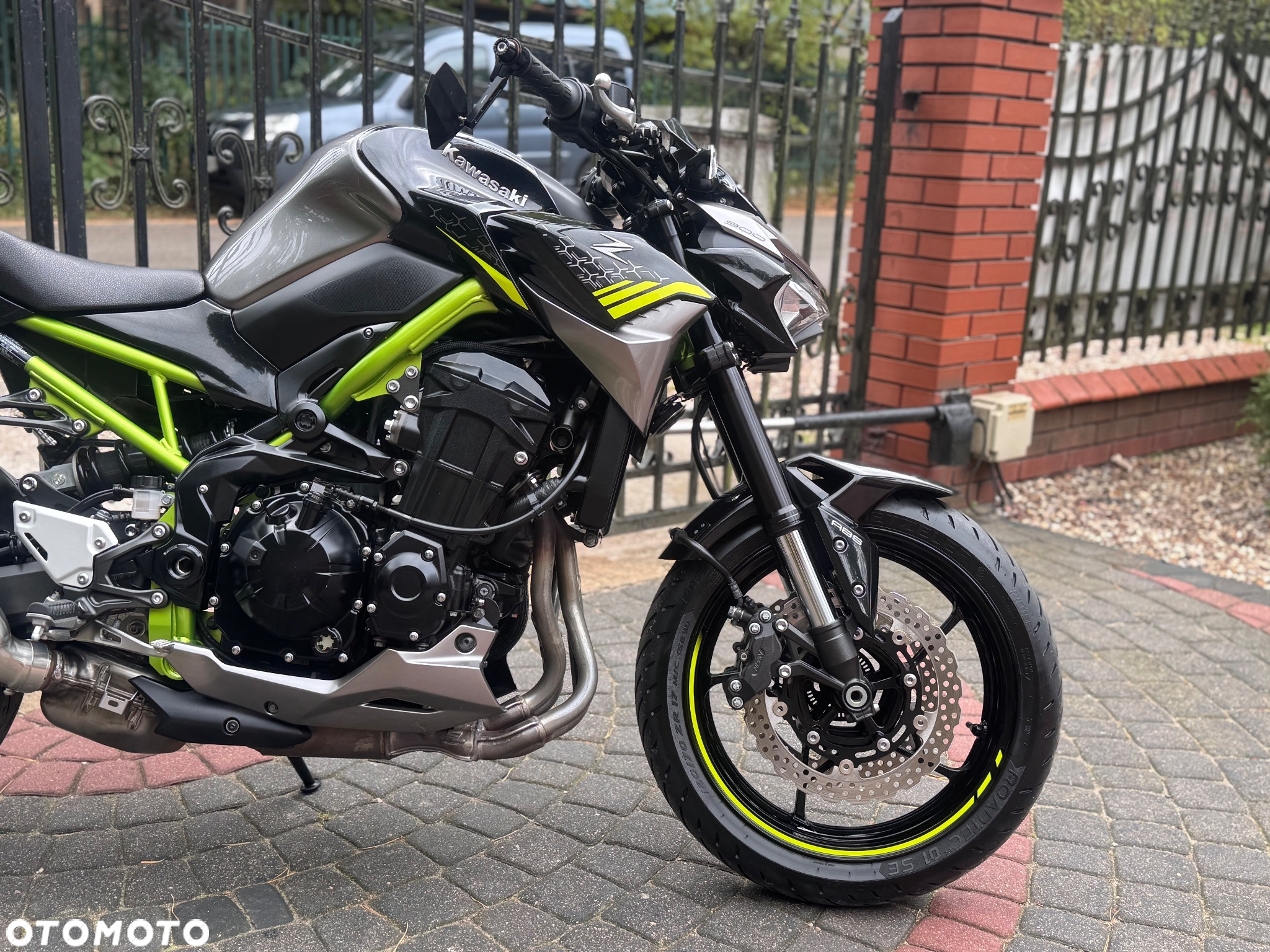 Kawasaki Z - 10