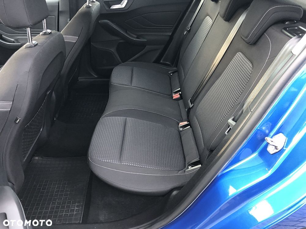 Ford Focus - 9