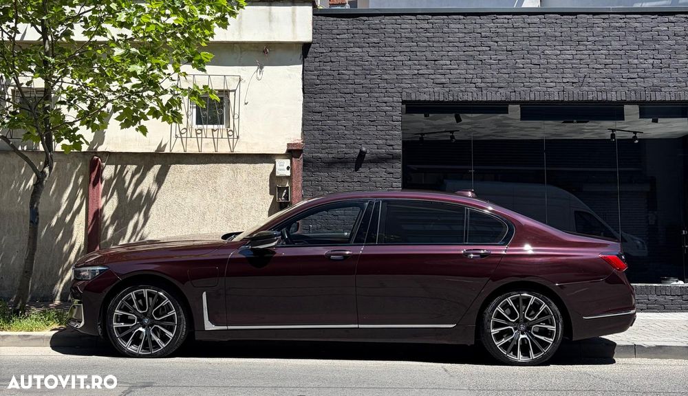 BMW Seria 7 745Le xDrive AT PHEV - 9