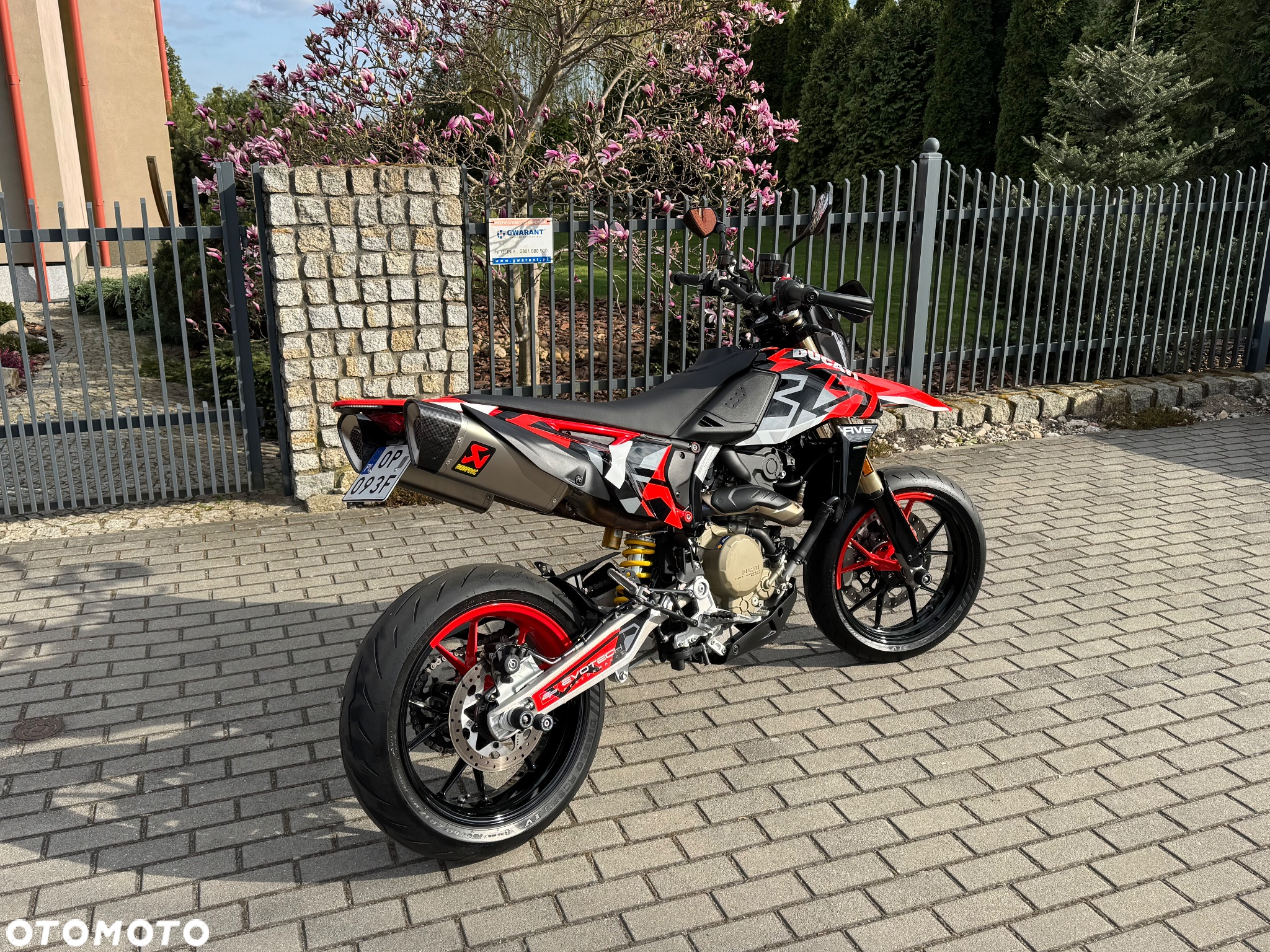 Ducati Hypermotard - 4